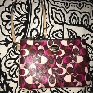 SALE❗️10%❗️Coach wristlet